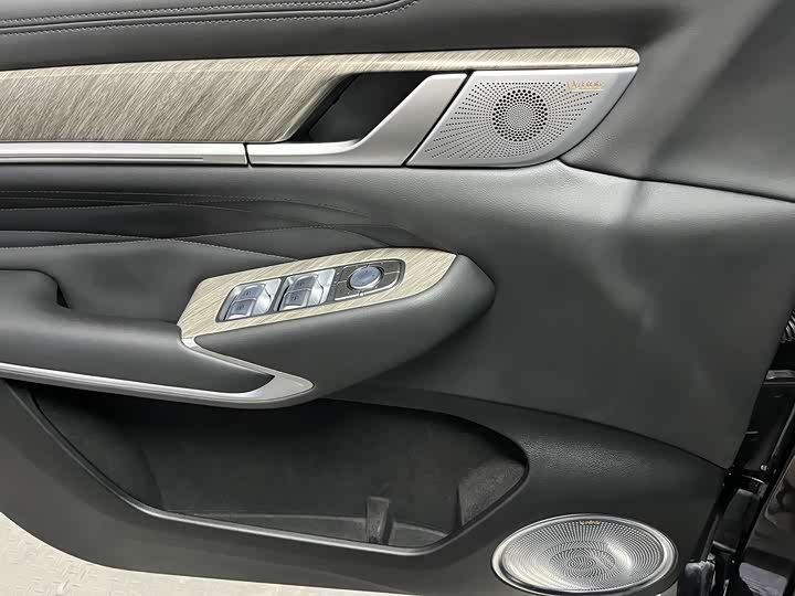 Фото 5 - Tank 500