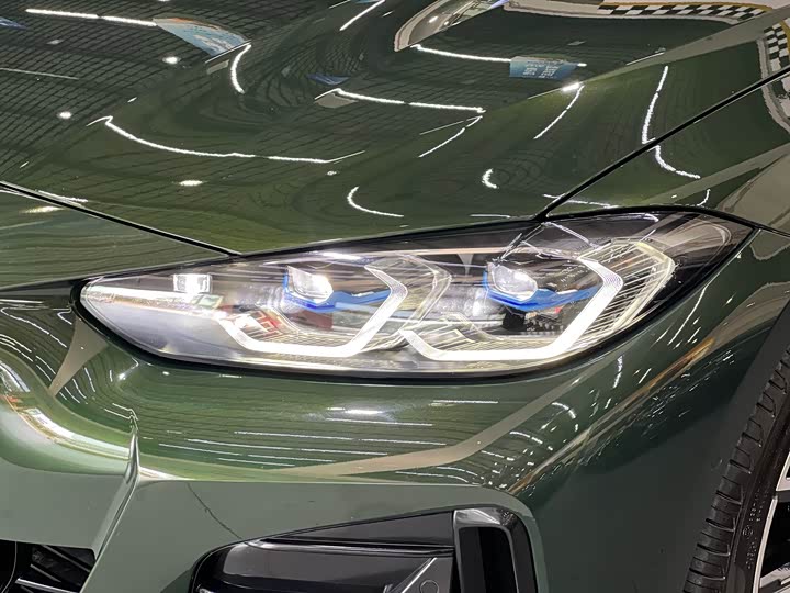 Photo 4 - BMW 4 Series