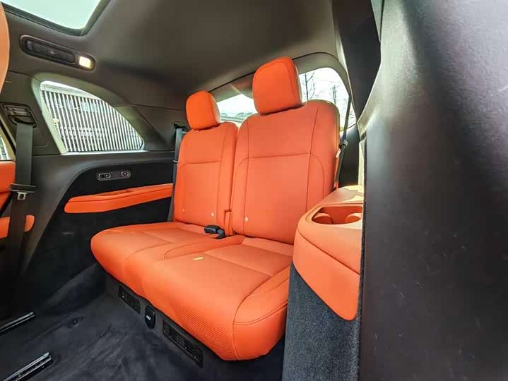 Фото 6 - LiXiang L8