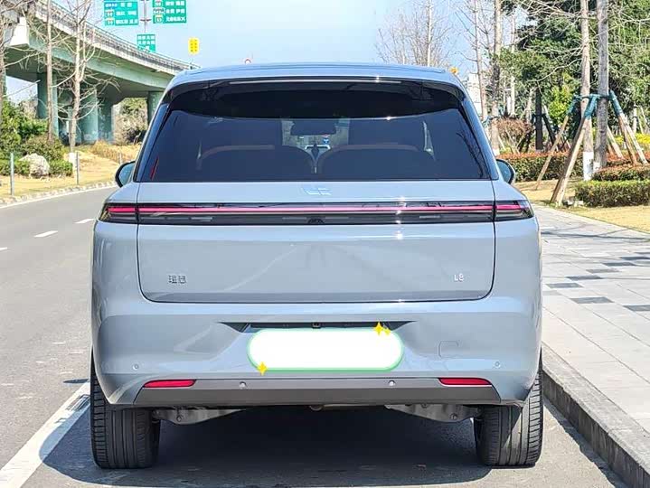 Фото 9 - LiXiang L8