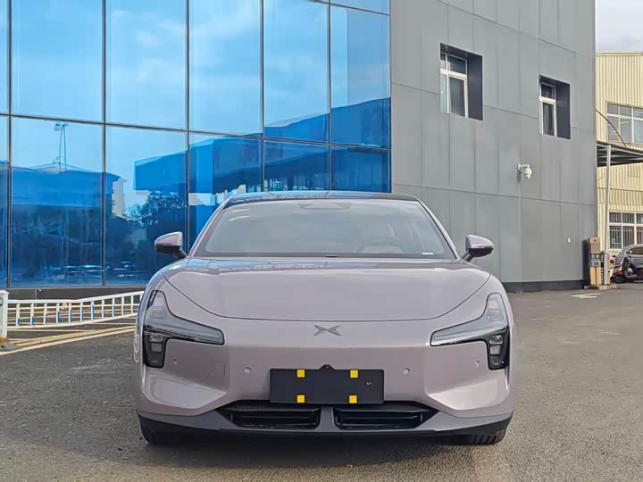 Фото 2 - XPeng Mona M03