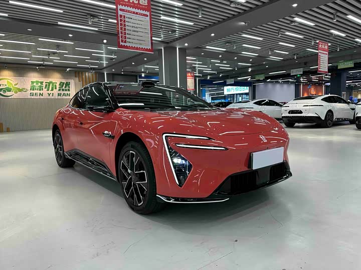 Фото 3 - Avatr 06