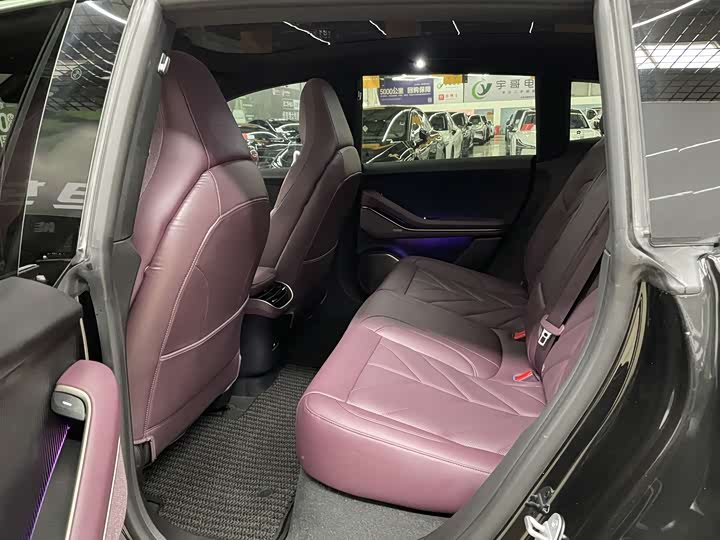 Фото 5 - Nio ET5T