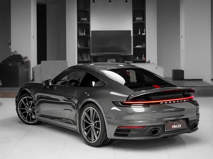 Фото 5 - Porsche 911