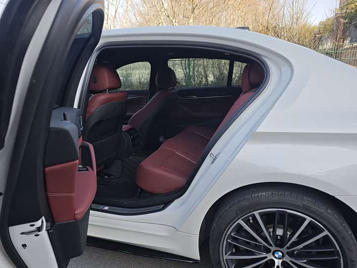 Фото 7 - BMW 5 Series