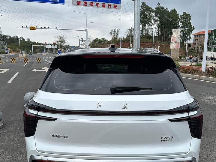 Photo 7 - Hongqi HS3 Hybrid