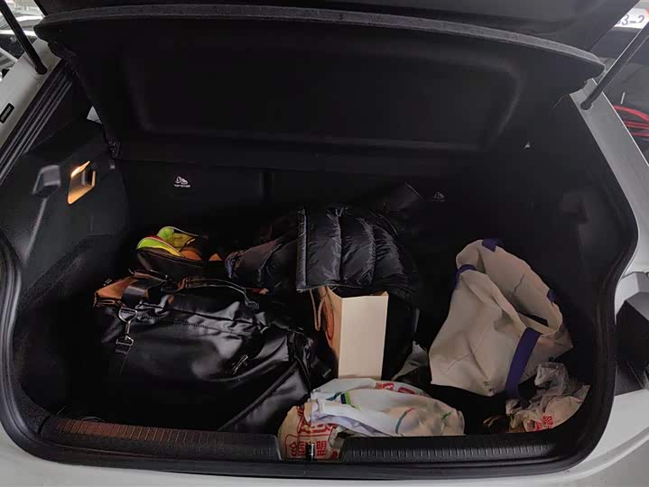 Photo 4 - Volkswagen ID.3