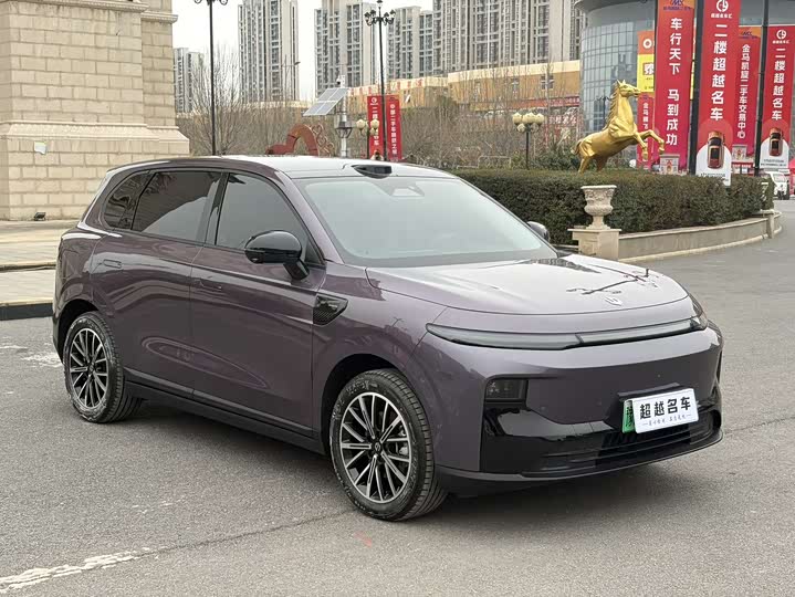 Фото 2 - Leapmotor B10