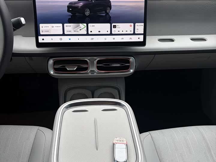 Фото 4 - Leapmotor B10