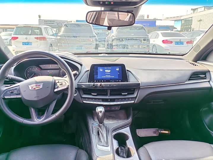 Фото 5 - Cadillac CT4