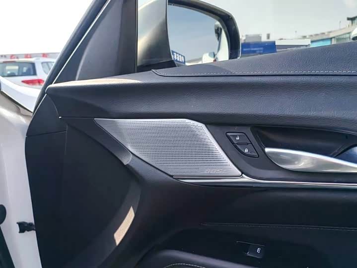 Фото 6 - Cadillac CT4