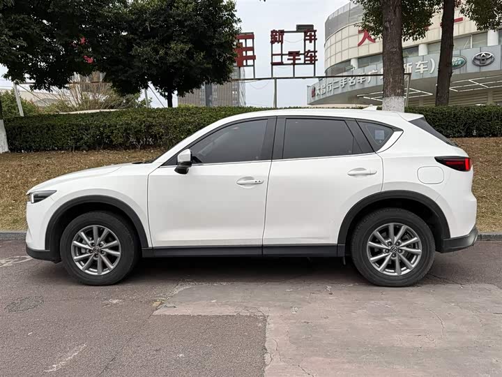 Photo 3 - Mazda CX-5
