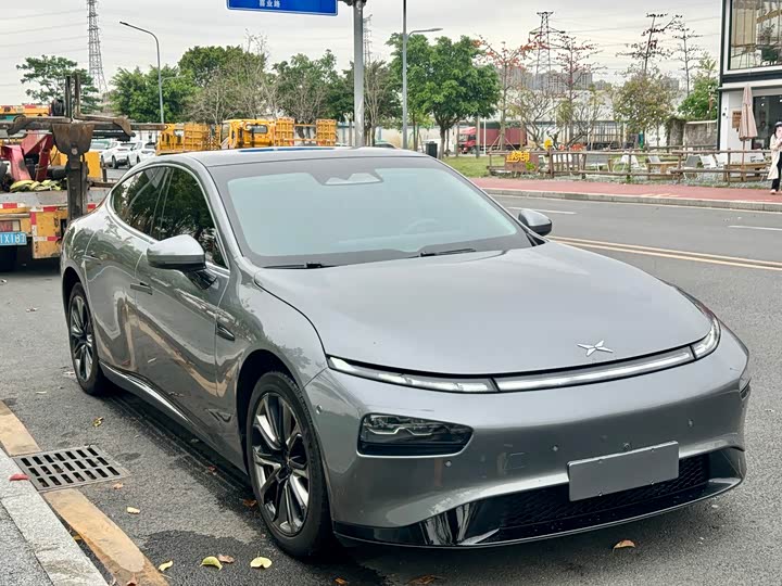 Фото 3 - XPeng P7