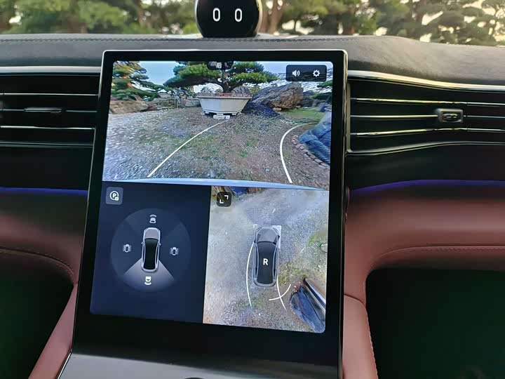 Фото 7 - Nio EC6