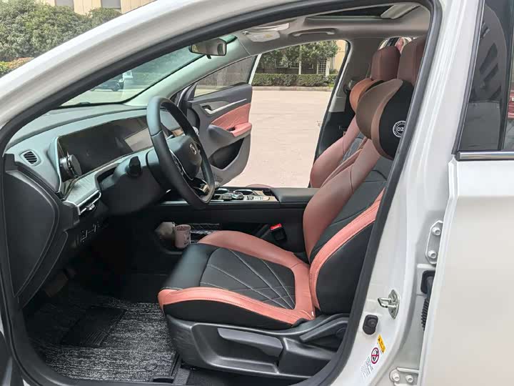 Photo 4 - Changan Eado Plus