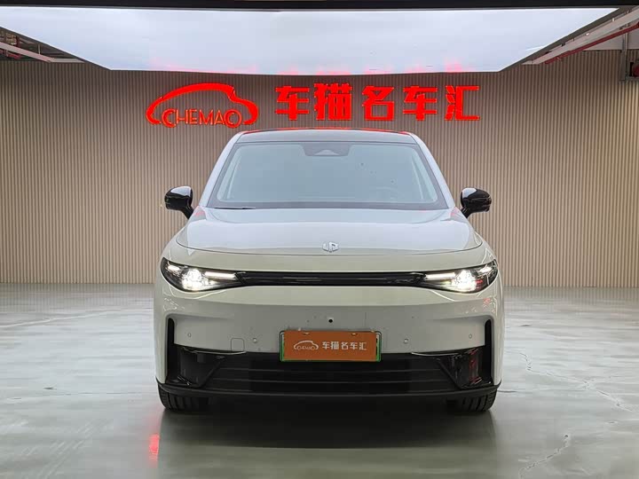 Фото 2 - Leapmotor C10