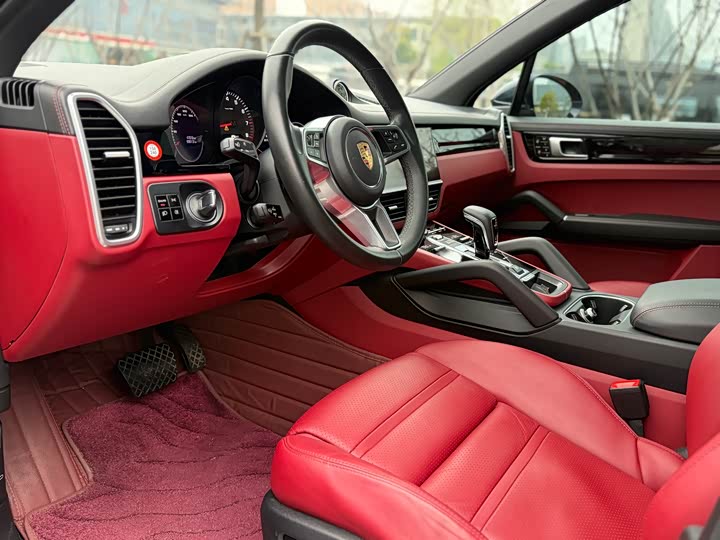 Фото 4 - Porsche Cayenne