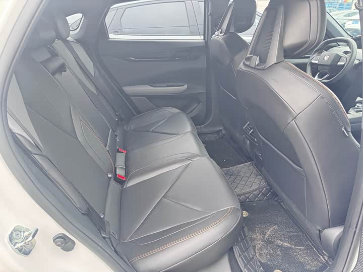 Photo 5 - Changan UNI-V