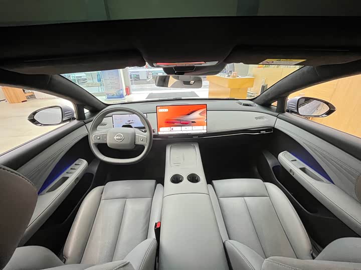 Фото 9 - Nissan N7