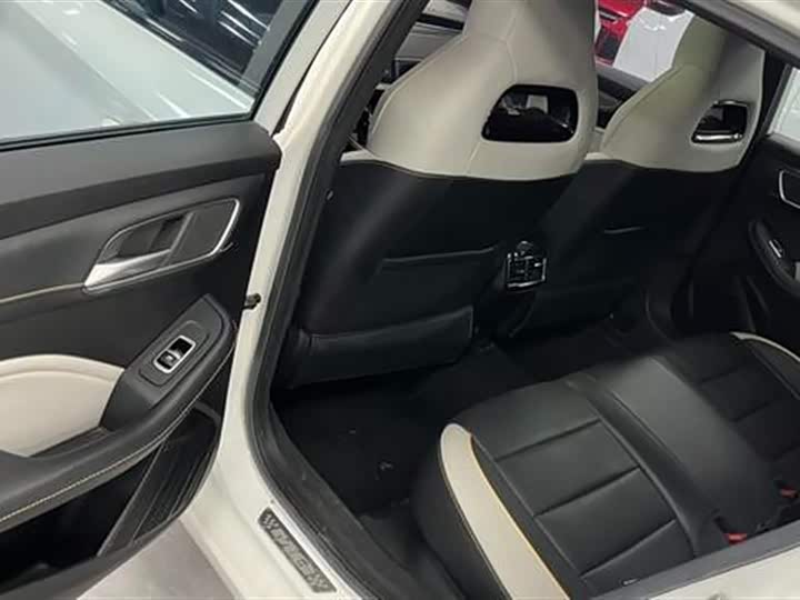 Photo 7 - MG Motor 6