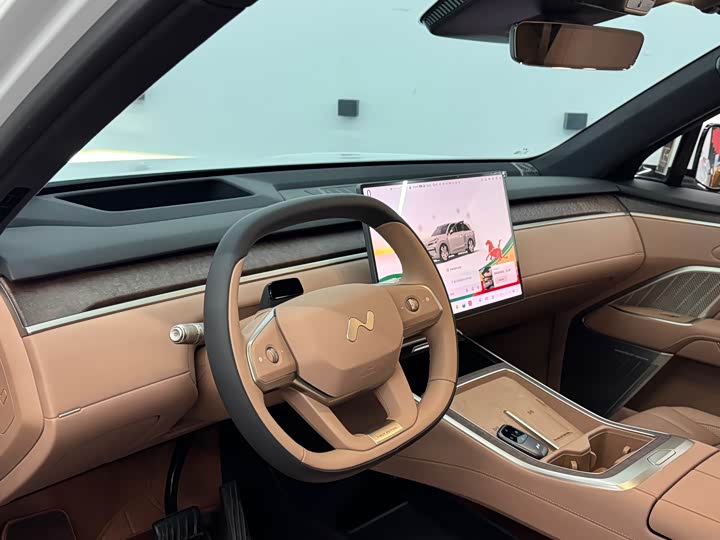 Фото 6 - Nio Onvo L90