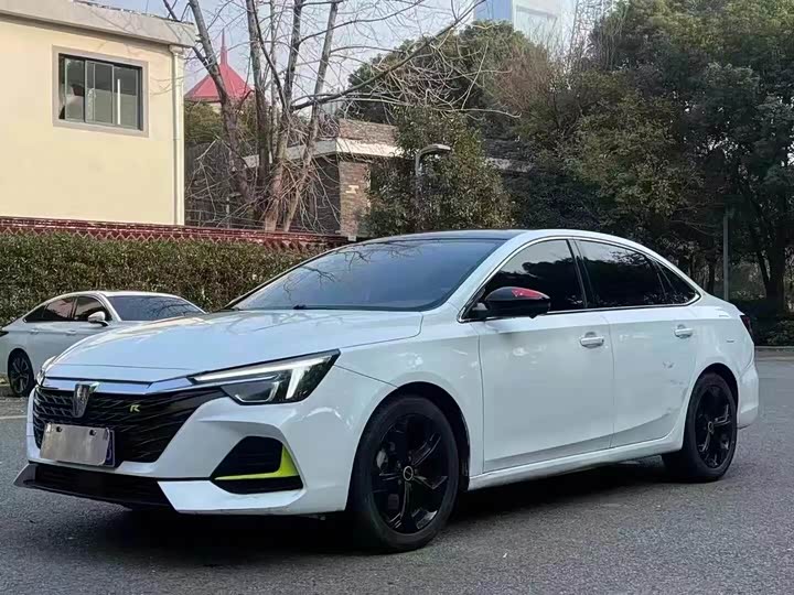 Фото 1 - Roewe i6 Max