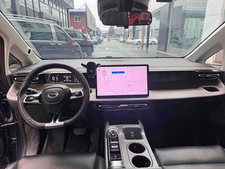 Фото 8 - GAC Trumpchi E8