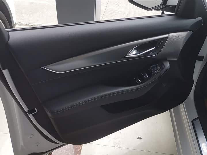 Photo 7 - Cadillac CT5