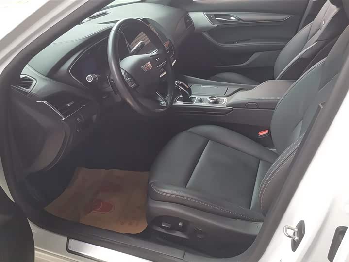 Photo 9 - Cadillac CT5