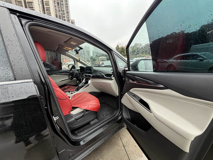 Фото 4 - Maxus G50