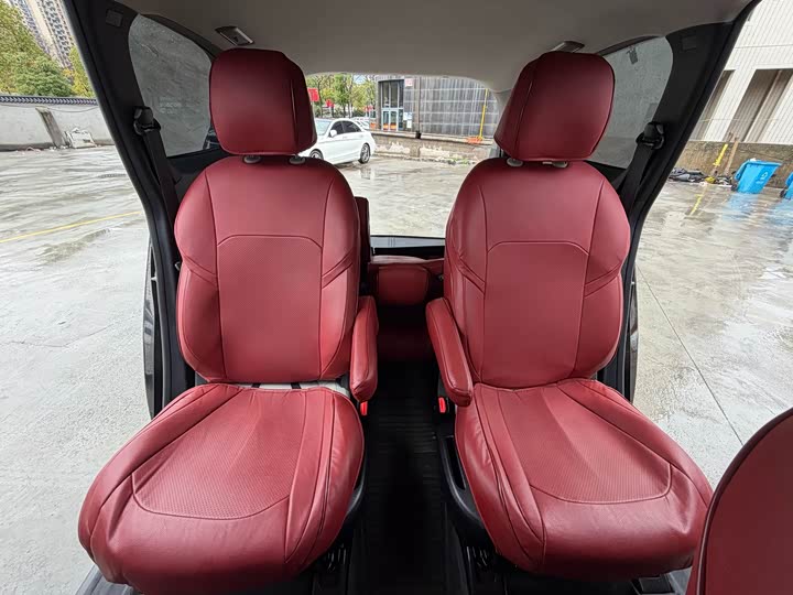 Фото 7 - Maxus G50