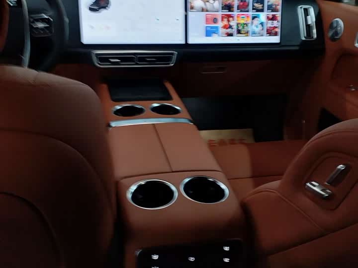 Фото 5 - LiXiang L9