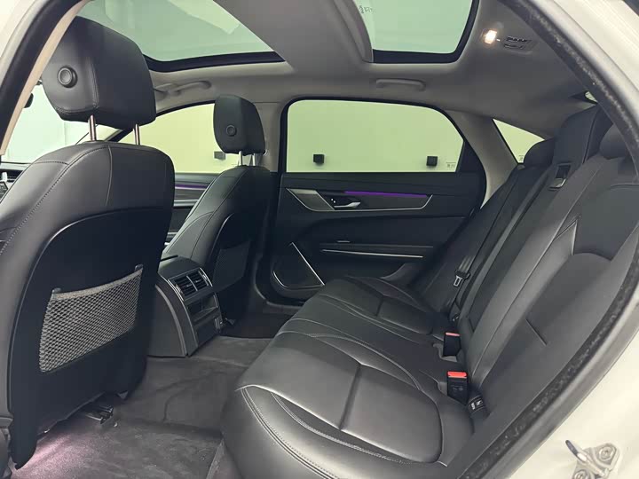 Фото 5 - Jaguar XF L