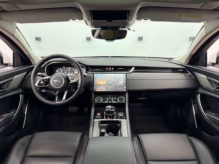 Фото 6 - Jaguar XF L