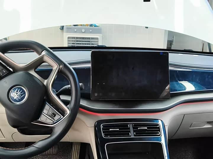 Фото 3 - BYD Qin Plus