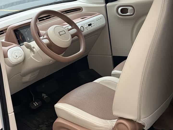 Фото 5 - Bestune Pony