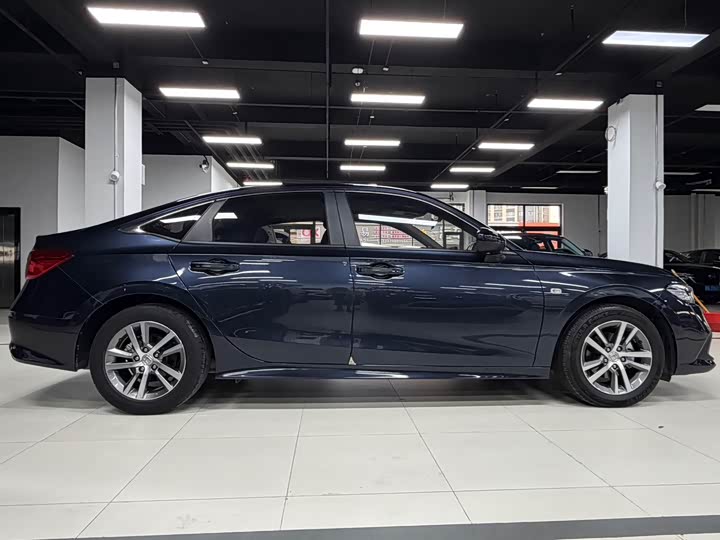 Фото 4 - Honda Civic