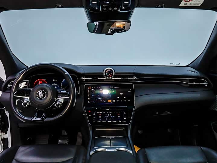 Фото 4 - Maserati Grecale