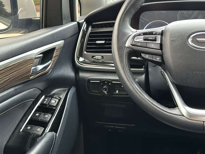 Фото 8 - GAC Trumpchi M8