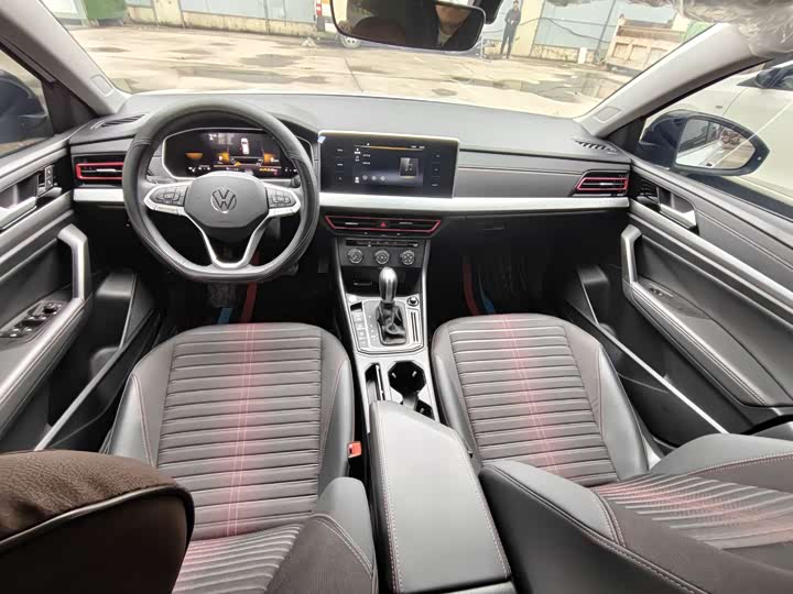 Photo 5 - Volkswagen Lavida