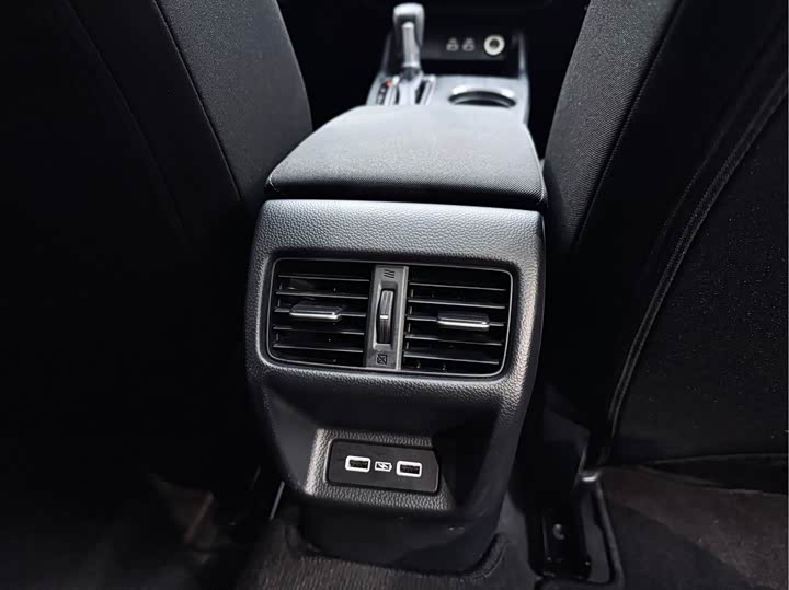 Photo 8 - Honda Integra