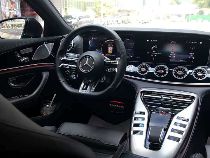 Фото 7 - Mercedes-Benz AMG GT