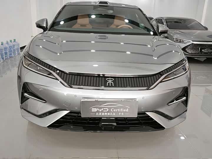 Фото 2 - BYD Song L