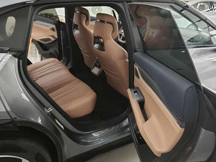 Фото 9 - BYD Song L