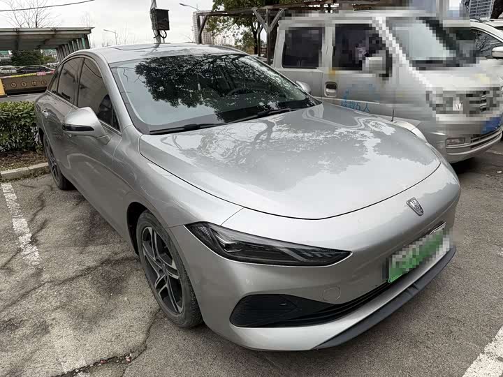 Фото 2 - Roewe D7
