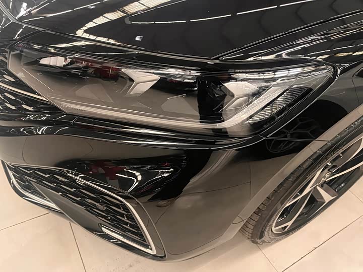 Photo 4 - Volkswagen Passat