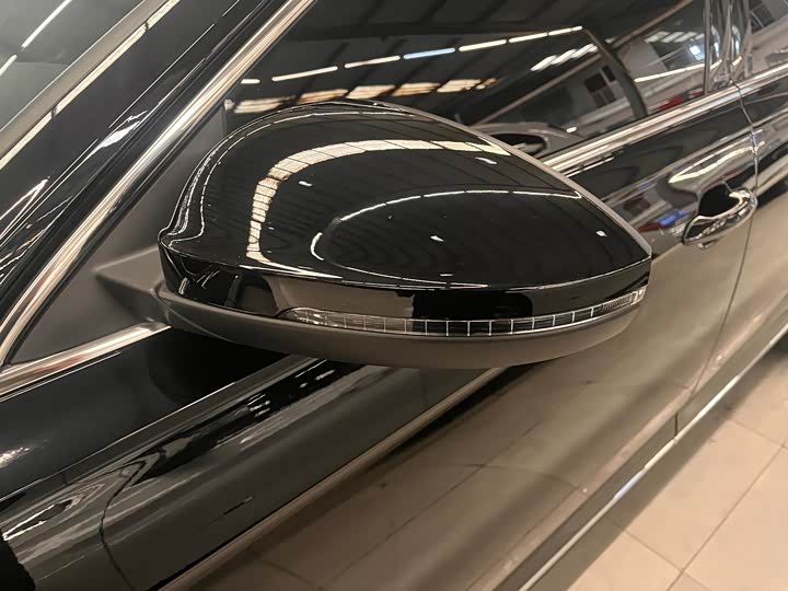 Photo 6 - Volkswagen Passat