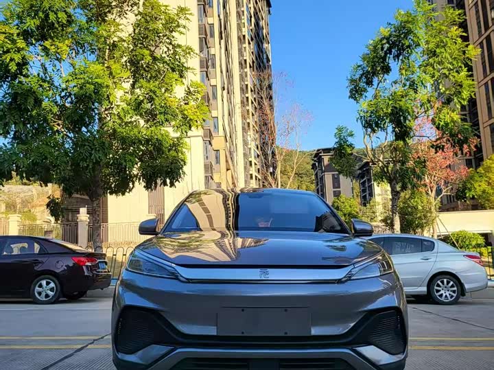 Photo 2 - BYD Yuan Plus