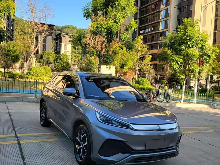 Photo 3 - BYD Yuan Plus