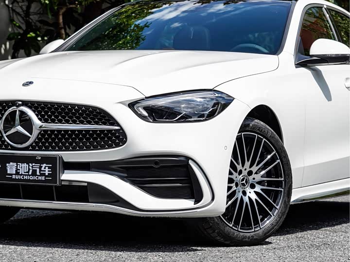 Фото 7 - Mercedes-Benz C-Class